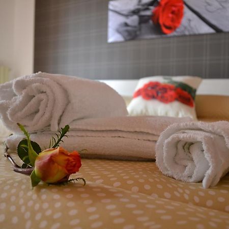 Le Rose Di Modica Villa Eksteriør billede