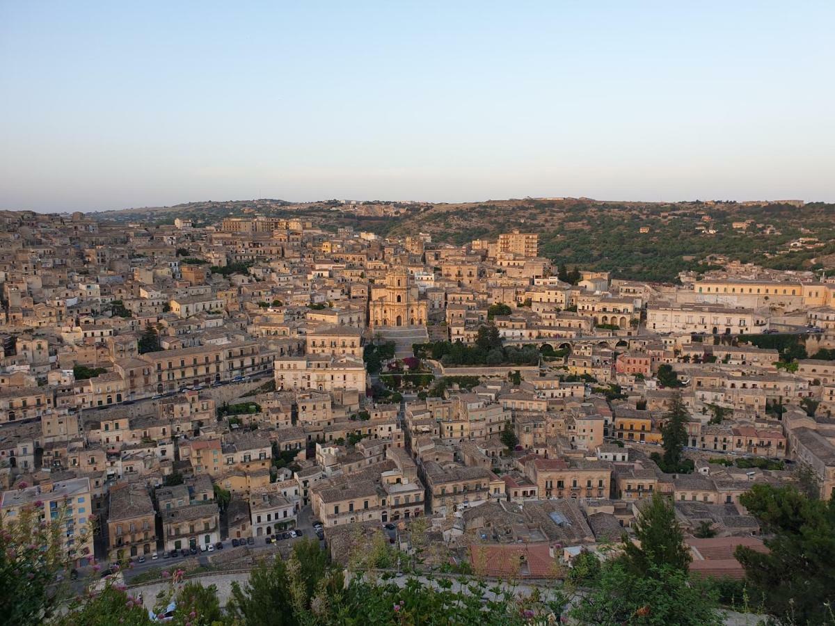 Le Rose Di Modica Villa Eksteriør billede